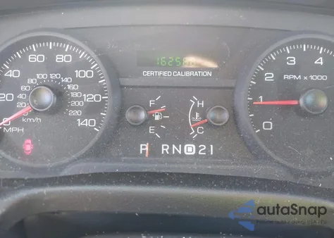 2011 Ford Crown Victoria Police Interceptor z USA, uszkodzony, nr VIN 2FABP7BV6BX135256